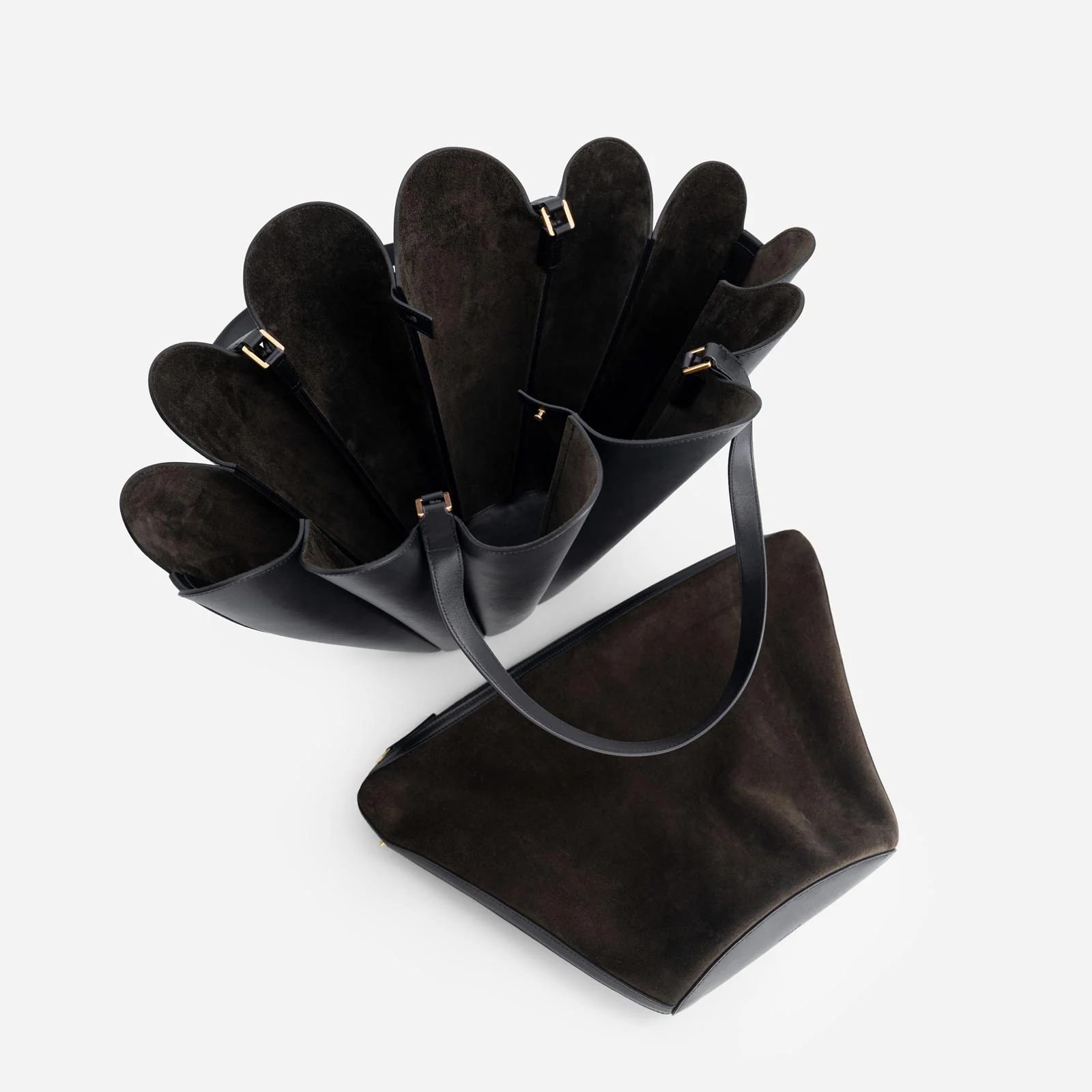 Seashell Tote - Black - Image 6