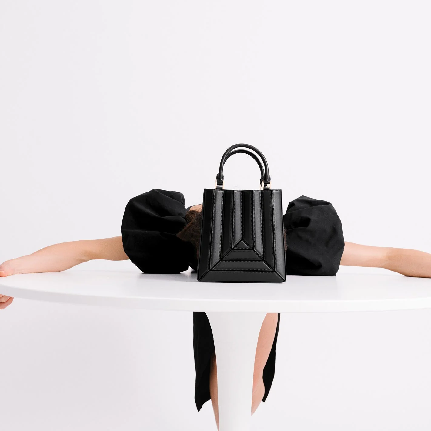 Sera Tall Tote Mini - Black - Image 10